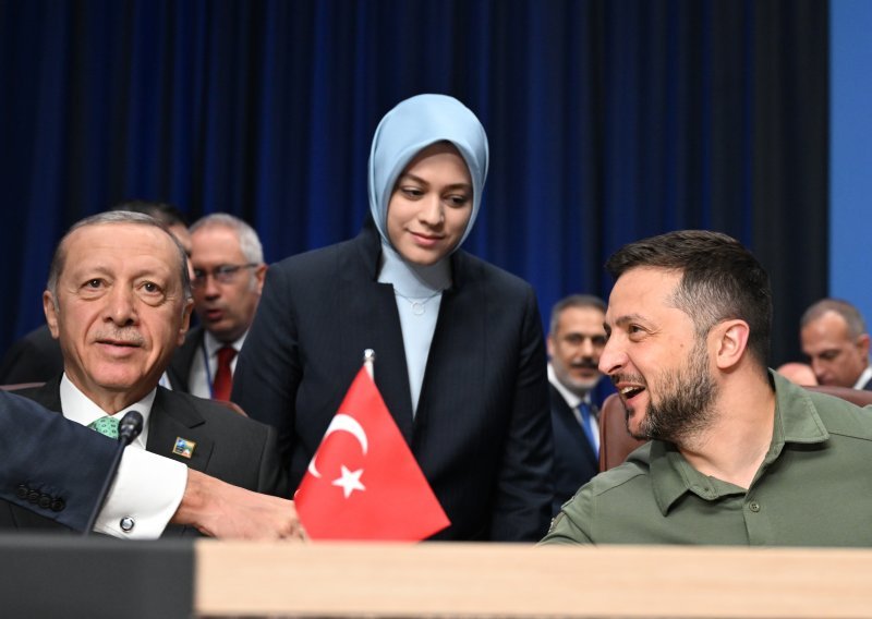 Zelenski nakon razgovora s Erdoganom: Ovo je jedini način za mir, Turska će pomoći