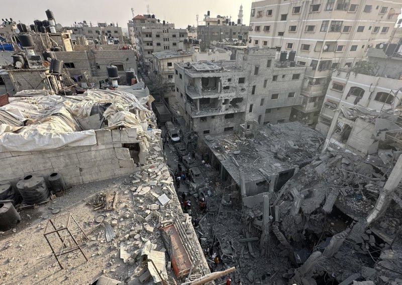 Izrael napao područja u blizini tri bolnice u Gazi