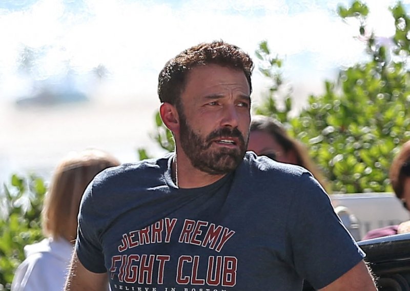 Nije beg cicija: Ben Affleck ostavio pozamašnu napojnicu osoblju restorana