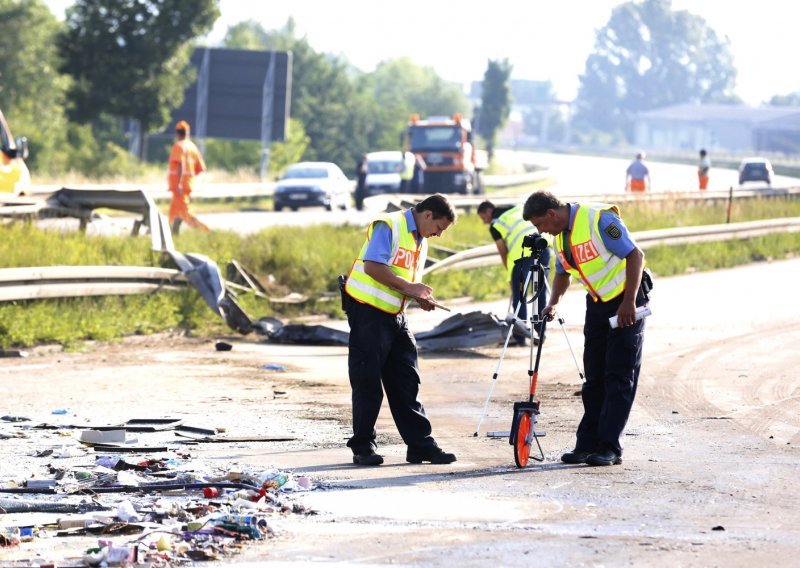 Kaos na autocesti kod Dresdena: U velikoj prometnoj nesreći 16 ozlijeđenih