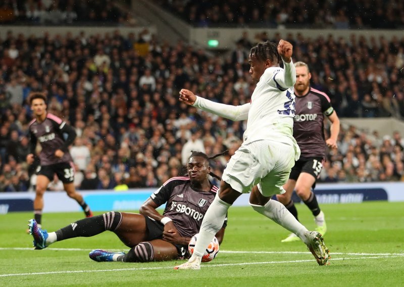 Tottenham slomio Fulham; Brekalu prvo poluvrijeme u porazu Fiorentine