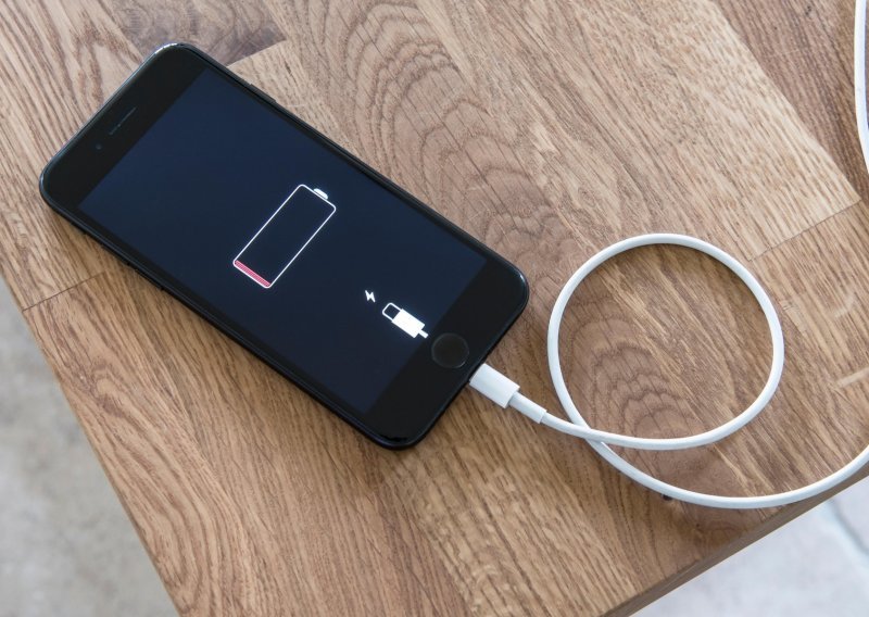 Kako prepoznati je li došlo vrijeme za zamjenu baterije u iPhoneu