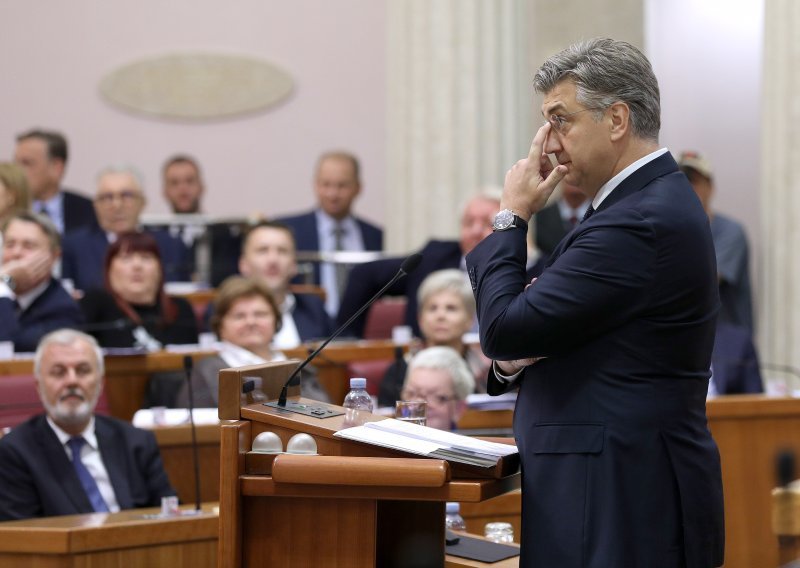 Plenković objavio fotku na X-u pa opleo po oporbi: Iskopali su si raku veličine nogometnog igrališta