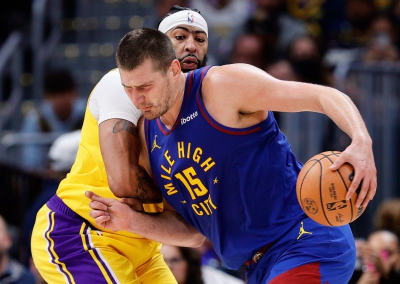 Nikola Jokić održao lekciju Lakersima, Dario Šarić neće pamtiti debi za Warriorse