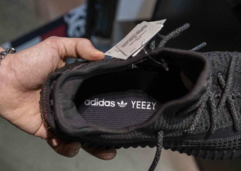 Što se događa? Adidas zaustavio prodaju spornih tenisica Yeezy