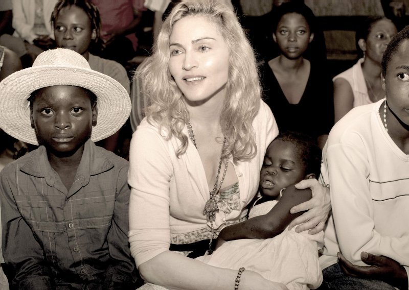 Madonna će ipak posvojiti Mercy James