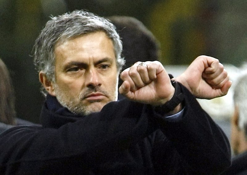 Jose Mourinho dobio 'samo' tri utakmice kazne
