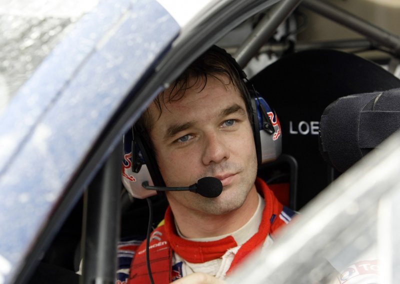 Loeb zbog puknuće gume izgubio prednost