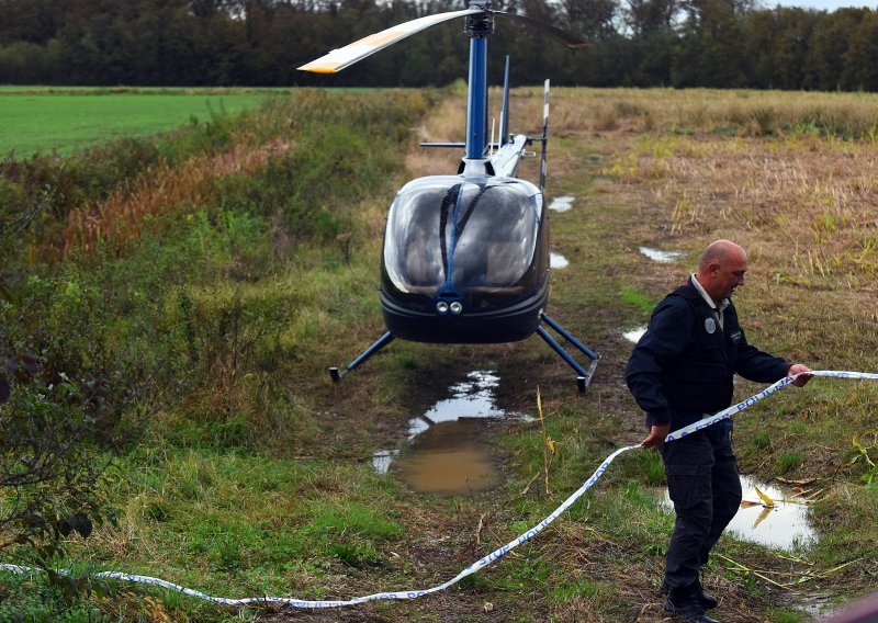 Ukrajinski helikopter sletio na njivu kod Karlovca, na teren stigle sve službe