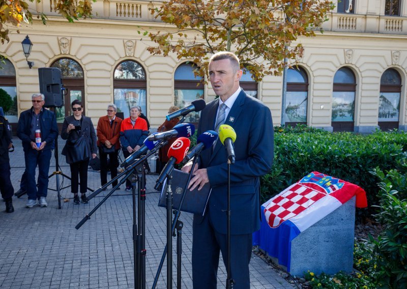 HND se povlači iz manifestacije posvećene Siniši Glavaševiću: Despotsko ponašanje Penave!