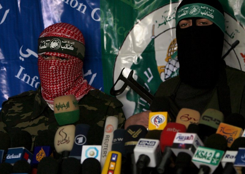 Hamas neće pregovarati o razmjeni zarobljenika ako Izrael ne obustavi napade