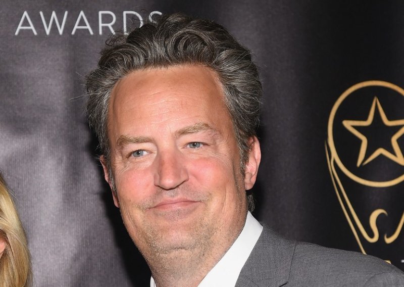 Svoje posljednje sate Matthew Perry proveo je u zanimljivom društvu