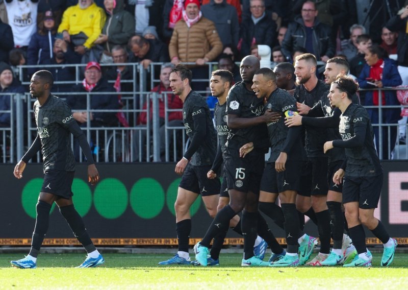 PSG imao 2:0 protiv Bresta, ali uslijedila je drama. Još je Mbappe promašio penal