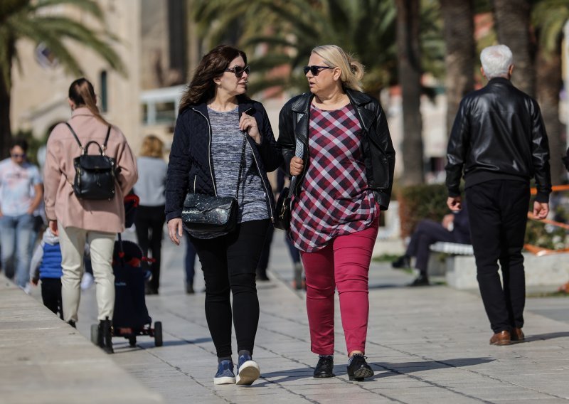 Danas ćemo još uživati u toplini i sunčanom vremenu, a onda slijedi velika promjena