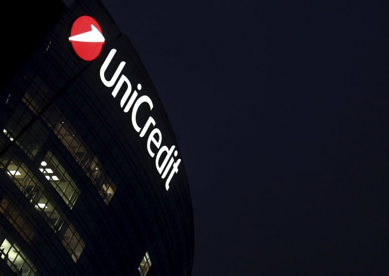 UniCredit s nižom dobiti u četvrtom tromjesečju