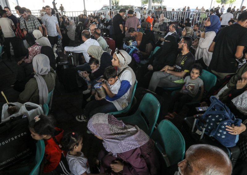 Izrael uvodi četverosatne stanke na sjeveru Gaze za evakuaciju civila