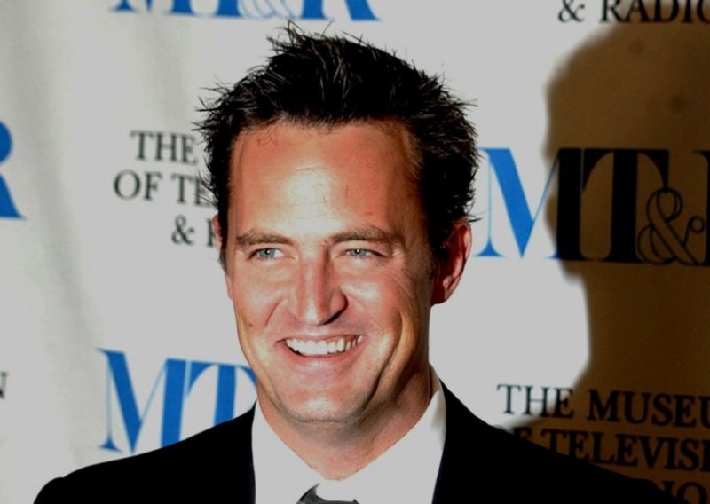 Autori 'Prijatelja' otkrili kako se Matthew Perry osjećao u tjednima prije smrti