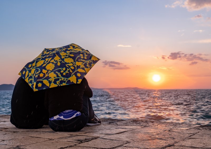 Za vikend više sunca, ali većinom svježije s olujnim nevremenom ponegdje