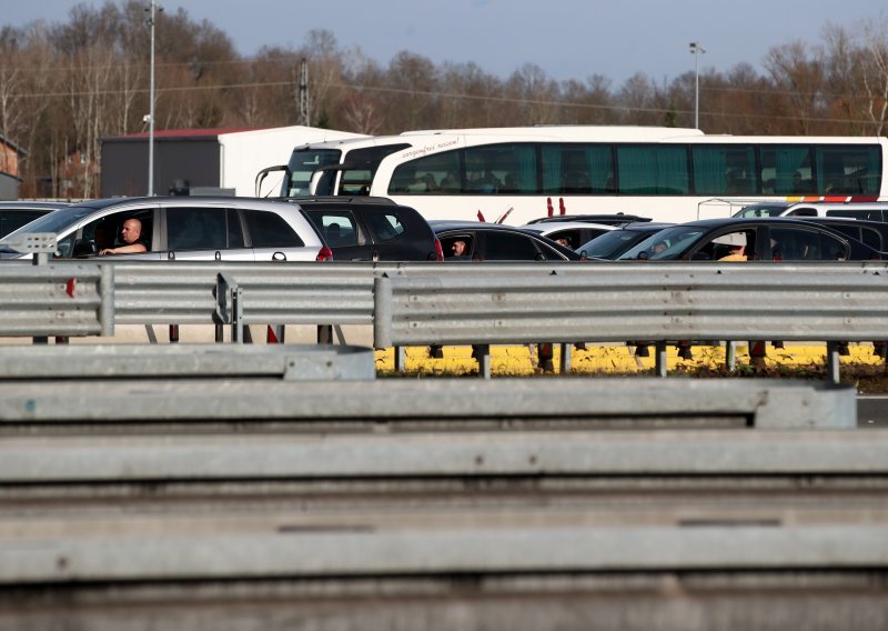 HAK: A1, Paški most i cesta kroz Gorski kotar otvoreni za sve skupine vozila