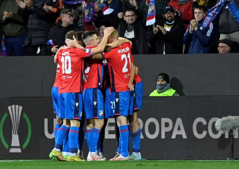 Dinamo nakon velike drame upisao novi poraz! Kulenoviću poništen gol u sudačkoj nadoknadi