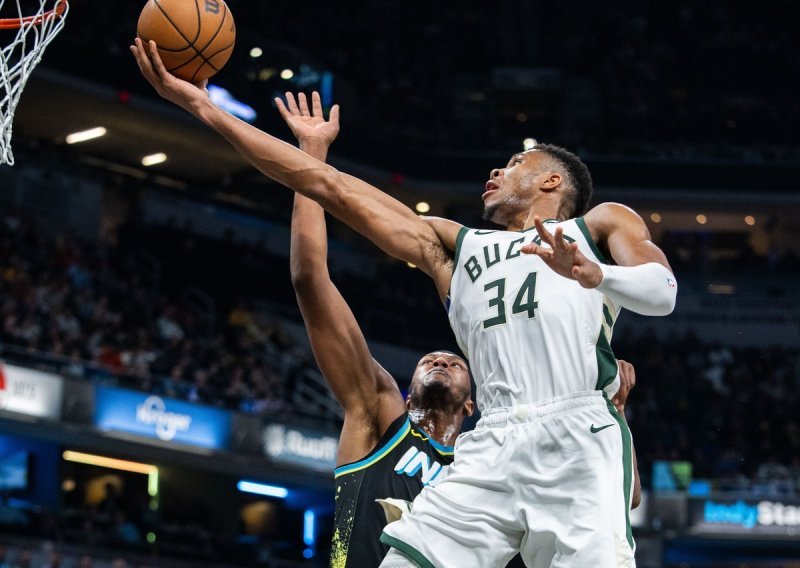 Fantastični Giannis ubacio 54 koša, ali njegov je Milwaukee ipak izgubio