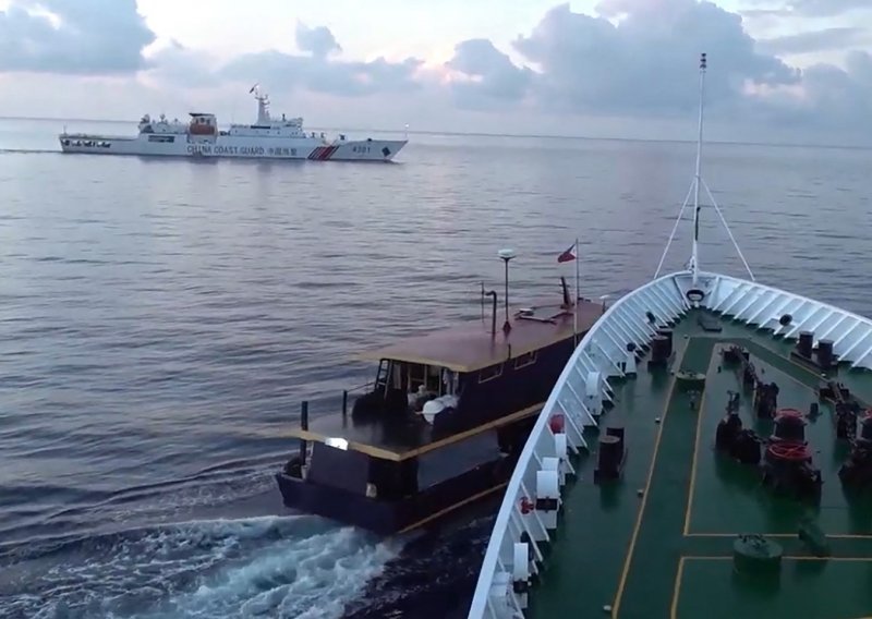 Nakon niza incidenata Filipini optužili 'kinesku pomorsku miliciju' za zastrašivanje