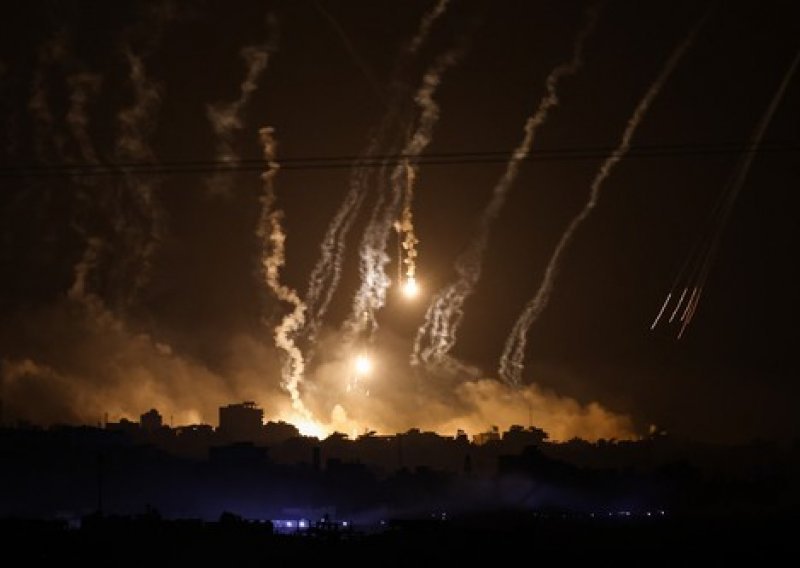 Više od 1000 dužnosnika USAID-a od Bidena traži prekid vatre u Gazi