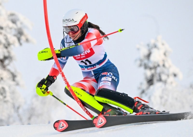 Sjajna skijaška subota, Zrinka Ljutić i Leona Popović među prvih 10!