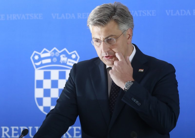 Plenković: Razriješio sam ministra Banožića, ovlasti preuzima državni tajnik Jakop