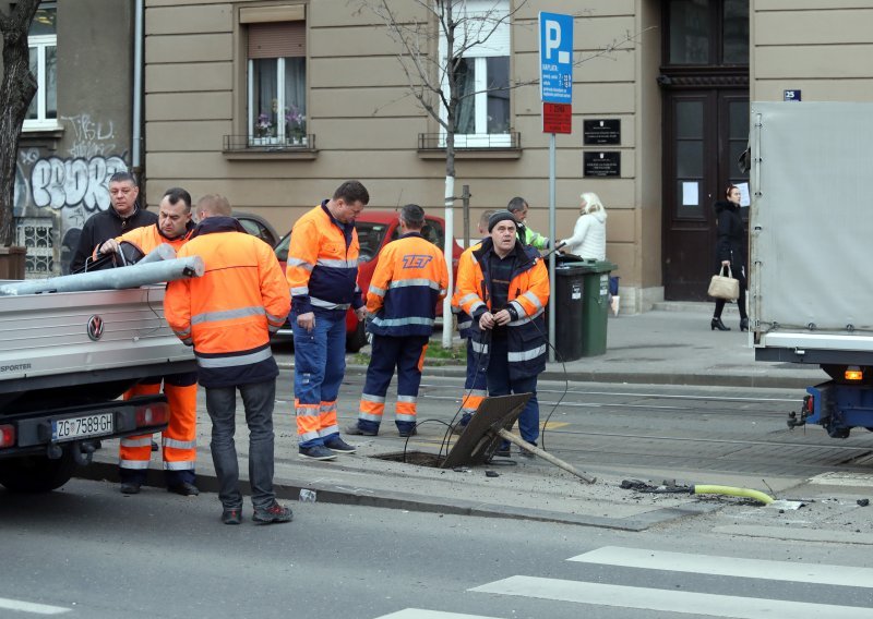 Vozač Audija koji je 'pomeo' tramvajsku stanicu u Zagrebu konačno kažnjen
