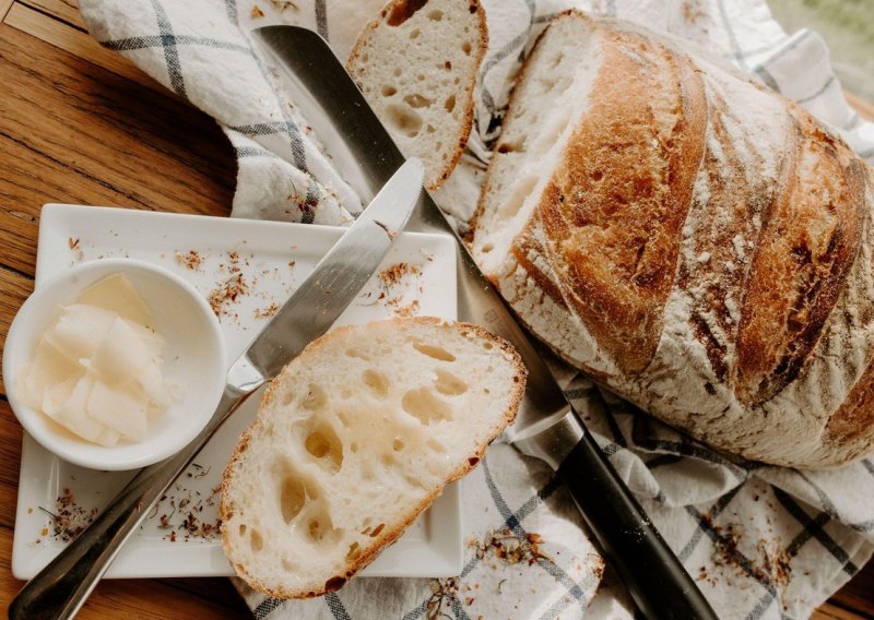 Isplati li se kupovati skupi kruh od kiselog tijesta? Stručnjaci su složni