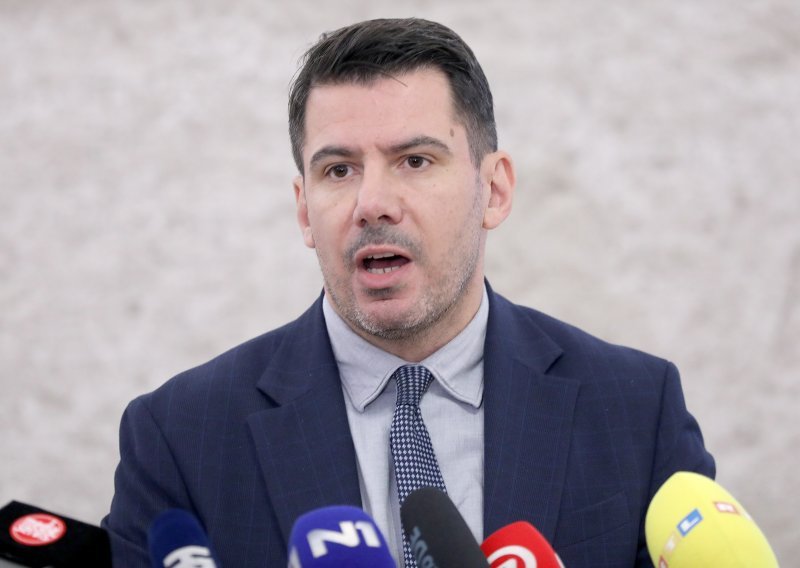 Oporba: Ulazak Anušića u Vladu je znak slabljenja Plenkovića