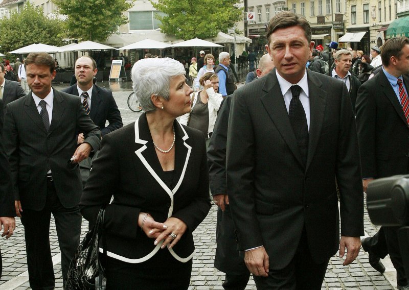 U dogovoru Kosor - Pahor veliki politički ulozi
