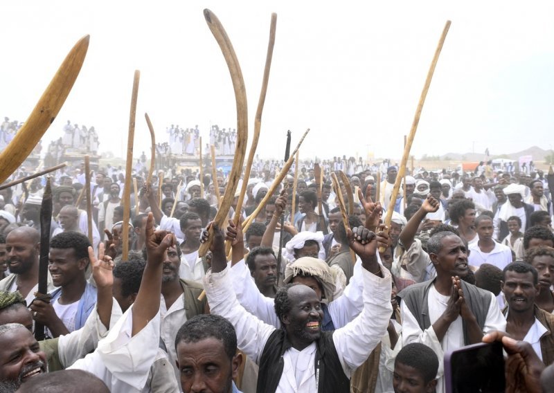 Sudan traži da UN odmah prekine političku misiju