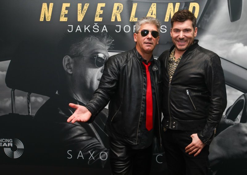 Jakša Jordes u Katranu predstavio spot 'Neverland' s novog nadolazećeg albuma 'Saxoholic'