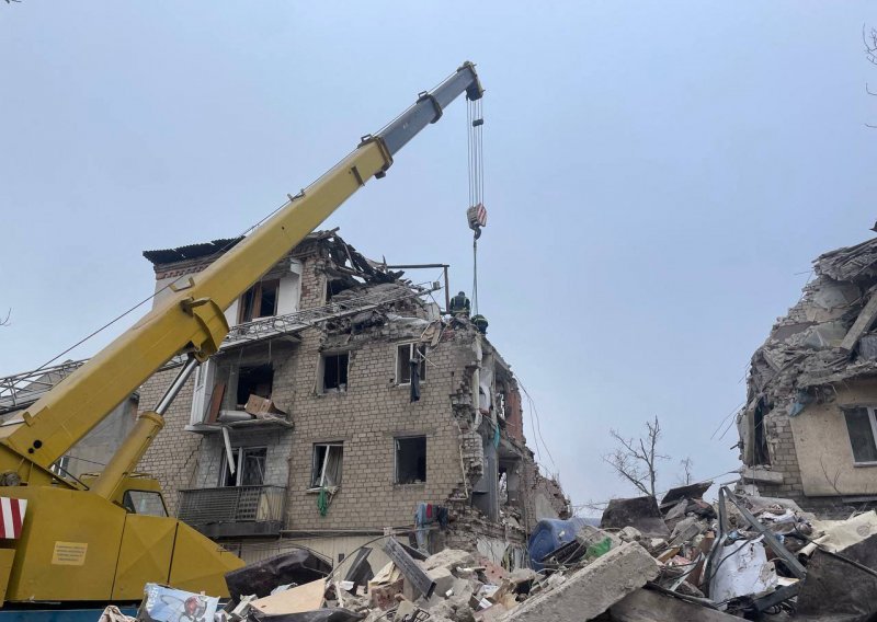 Rusija izvela veliki napad dronovima na Ukrajinu