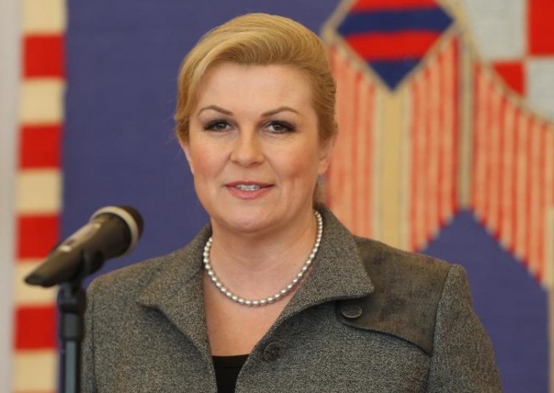 Predsjednica traži istragu, Ostojić smatra da su odgovorni HDZ i HNS