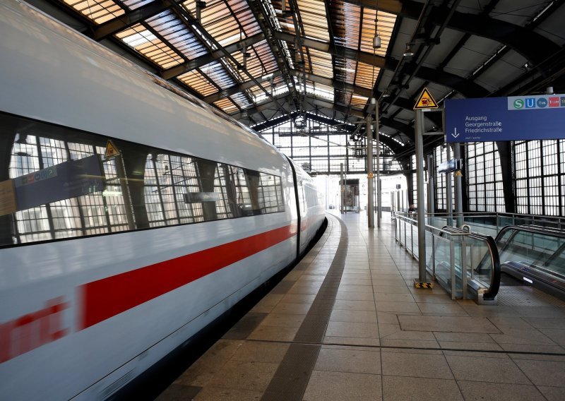 Jeftiniji i ne treba mu vozač: Berlin planira testirati 'lebdeći' vlak
