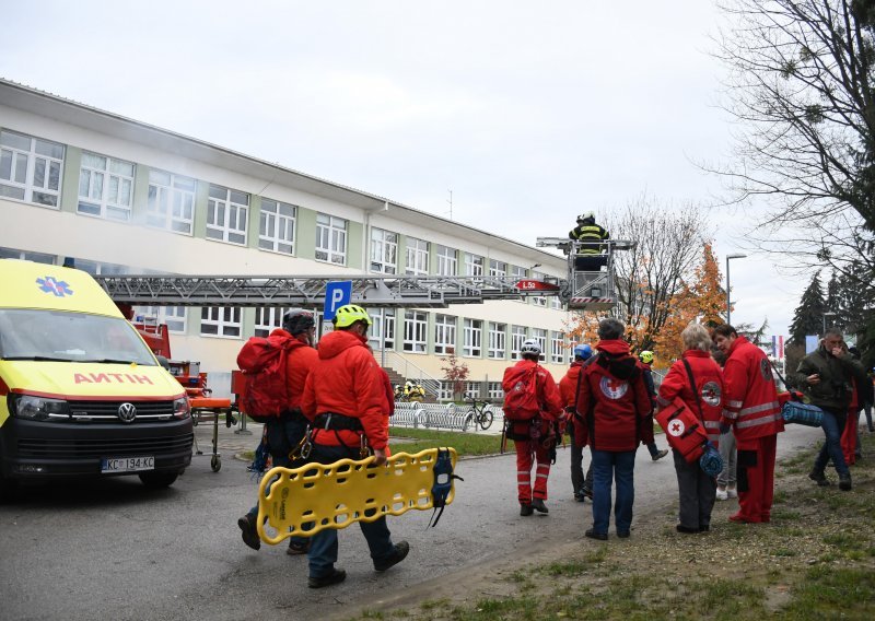 Vlada mora ispočetka u pregovore sa sindikatima