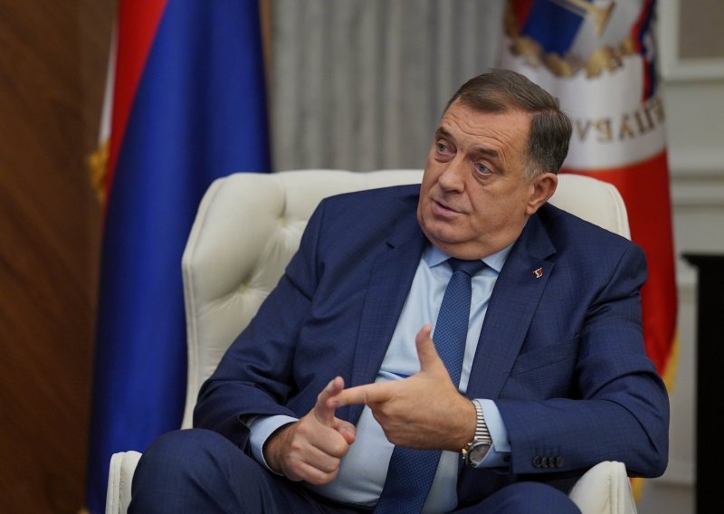 Početak suđenja Miloradu Dodiku odgođen za 6. prosinca