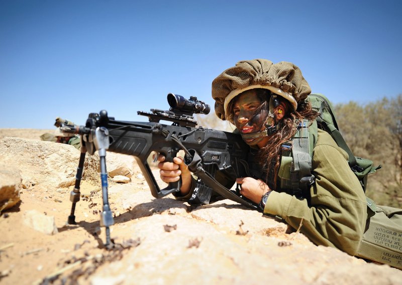 Zašto izraelska vojska nosi kape koje podsjećaju na kuharske? Razlozi su jako dobri