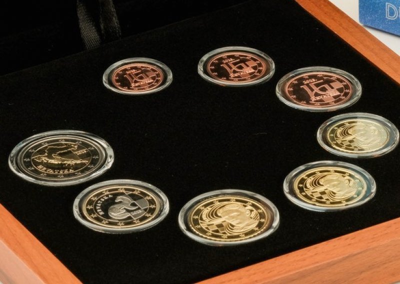Službeni set euro kovanica iz Hrvatske kovnice novca: Dubrovnik