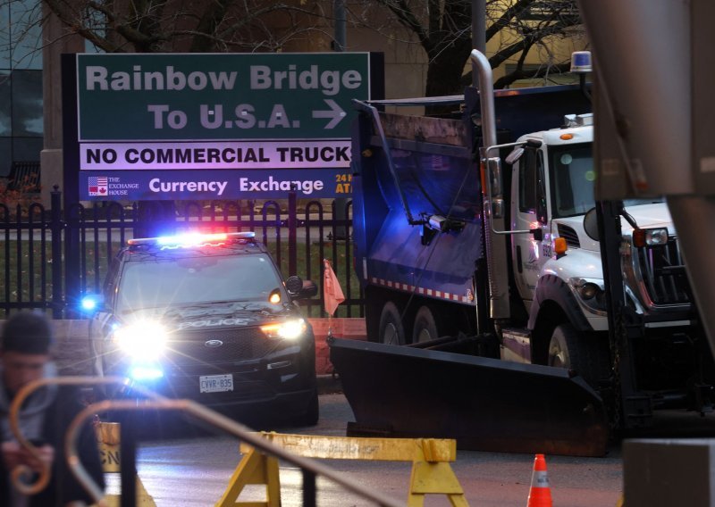 Istraga eksplozije na mostu između Kanade i SAD-a ne upućuje na terorizam