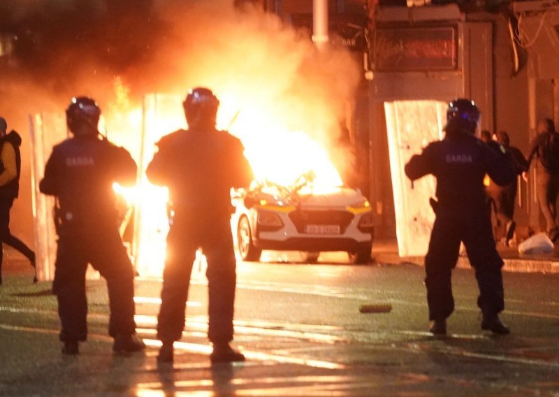 Mržnja prema strancima ili bal kriminalaca: Zašto je u Dublinu izbio 'građanski rat'?