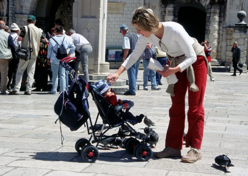 Sredinom tjedna počinje isplata dječjeg doplatka