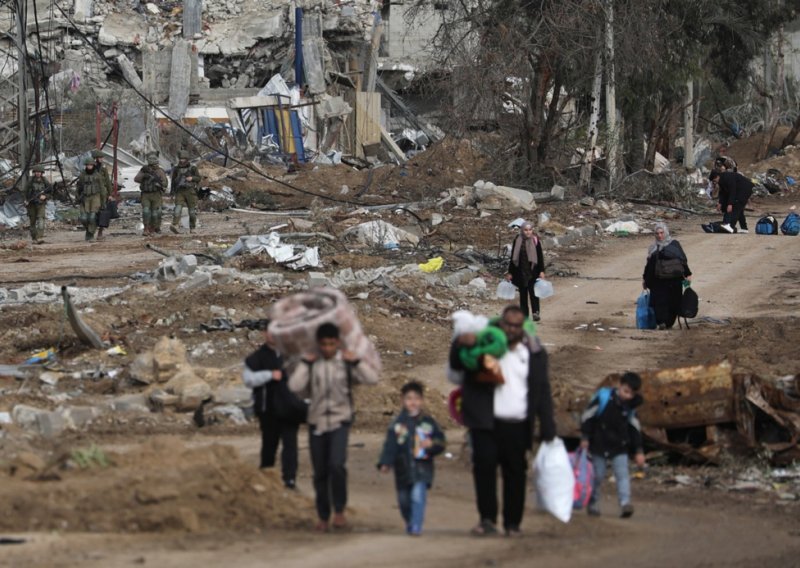 Humanitarna pomoć prvi put ušla u Gazu preko prijelaza Kerem Shalom