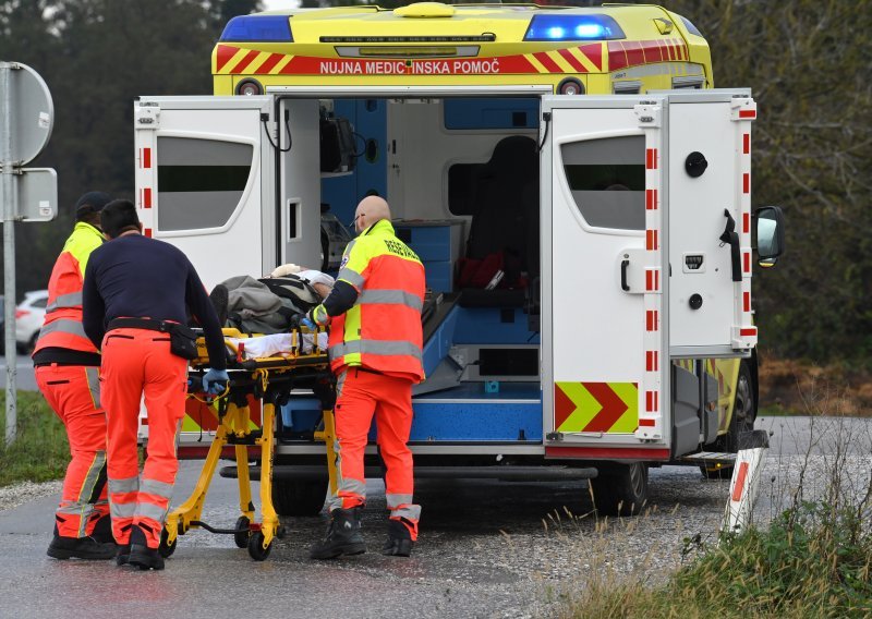 HAK: Prometna nesreća na A7, u prekidu trajektne i katamaranske linije