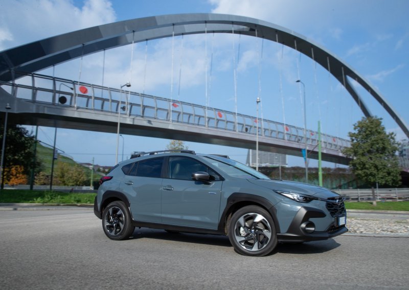 Subaru Crosstrek je moderni desetobojac: Hibridni motor e-Boxer, pogon na sve kotače S-AWD i unaprijeđeni sustav EyeSight