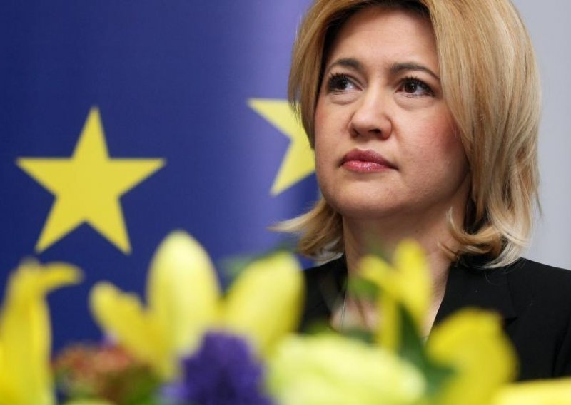 Milanka Opačić: Tko radi - taj i griješi