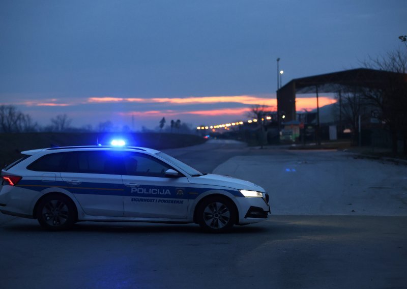 Što će biti s Jakuševcem? Smeće se ne odvozi, širi se smrad, mještani prijete